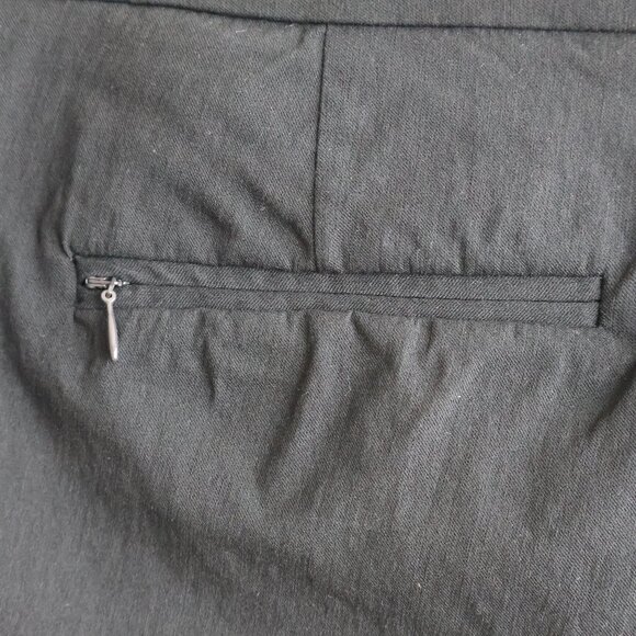 Black Dress Pants - Lord & Taylor - Size 6 - Picture 9 of 15